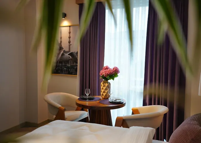 Dream House 22 Aparthotel 4*