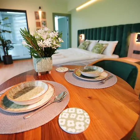 Dream House 22 Aparthotel