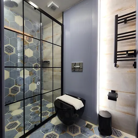 Dream House 22 *
