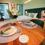 Dream House 22 Apartahotel