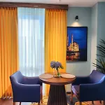 Dream House 22 Apartahotel