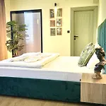 Dream House 22 Apartahotel